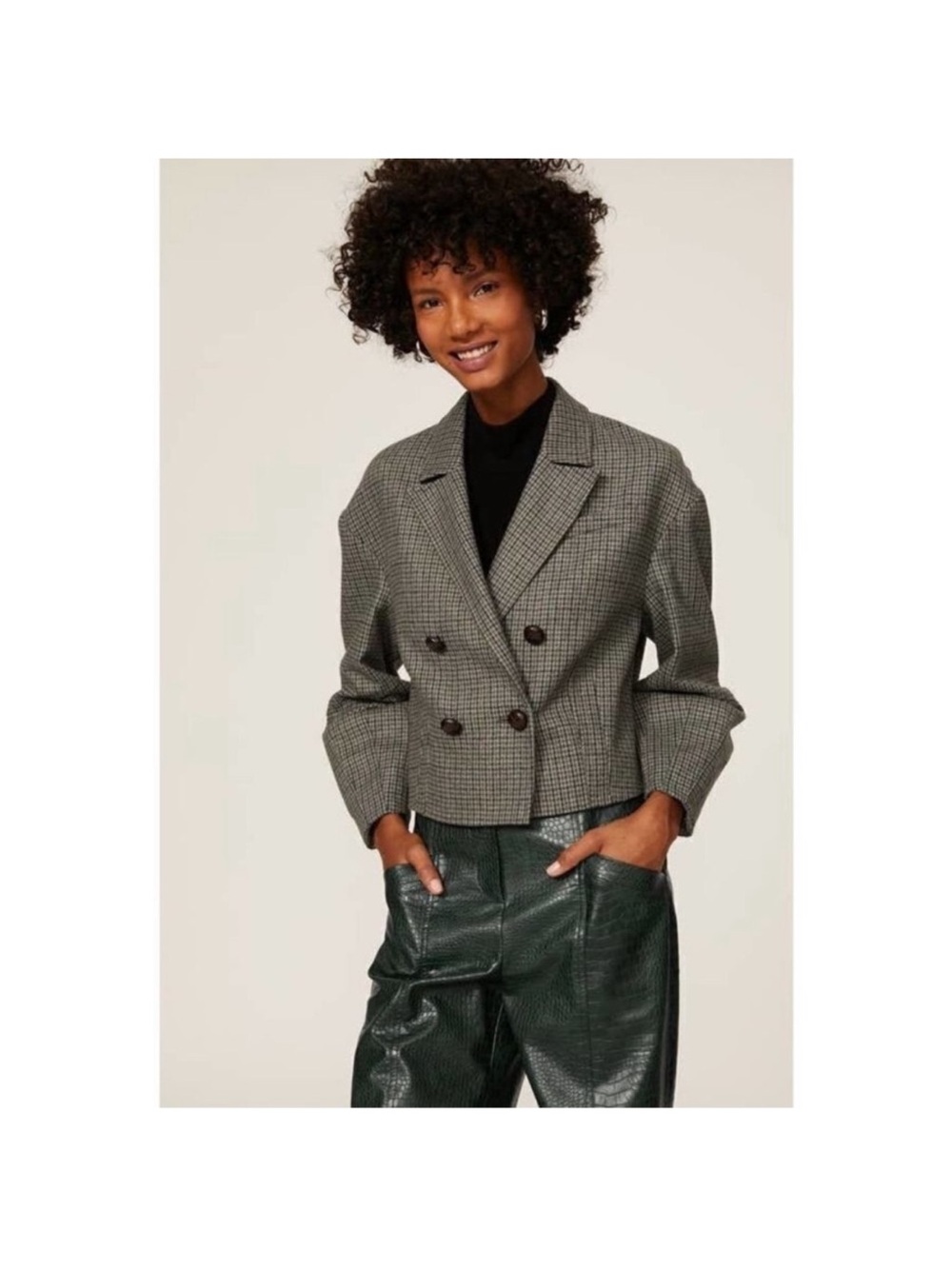 Veronica Beard Sybille Cropped
Tailored Jacket